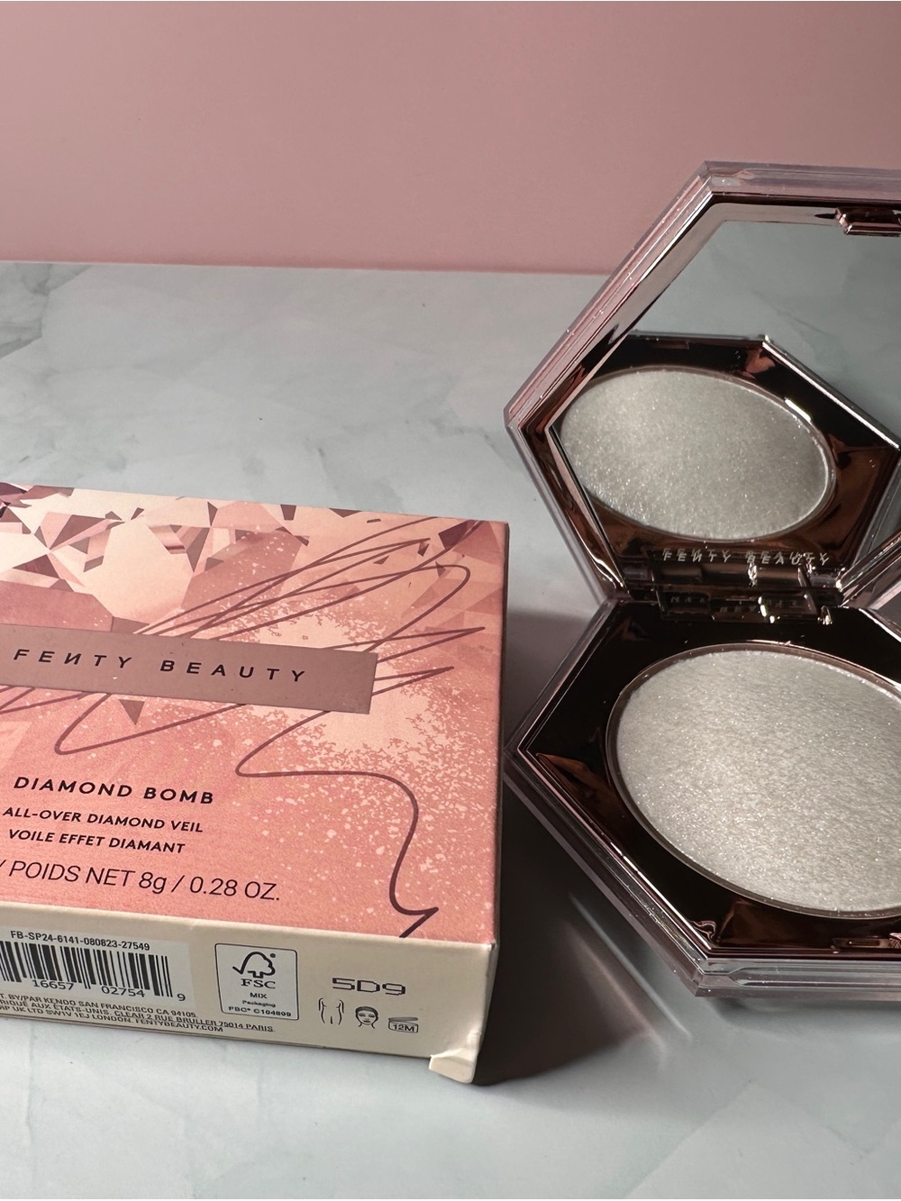 Fenty Beauty Diamond Bomb Highlighter — Silver/White Sparkle